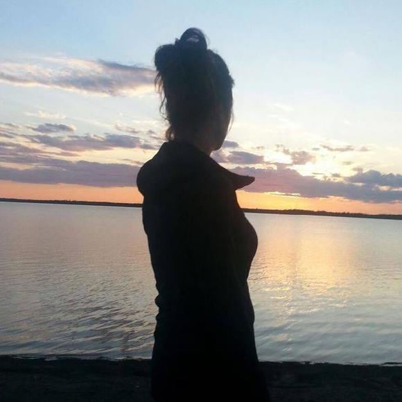 Meet your Posher, Sara - Picture 1 of 1